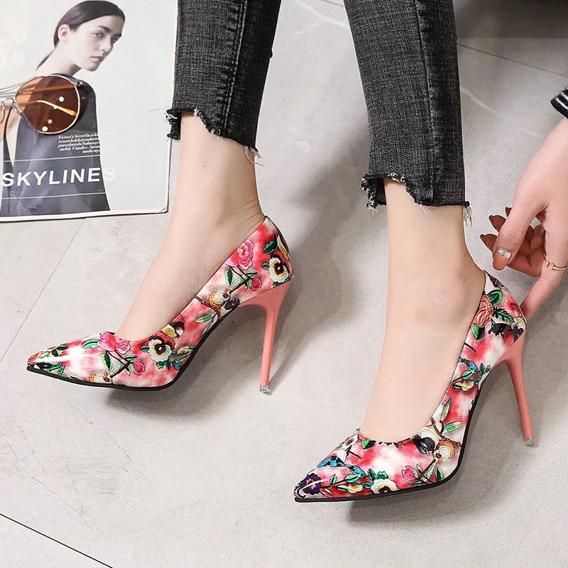 (35-45) Women Big Size Shoes Oriental Floral Pointed Stiletto Heels
