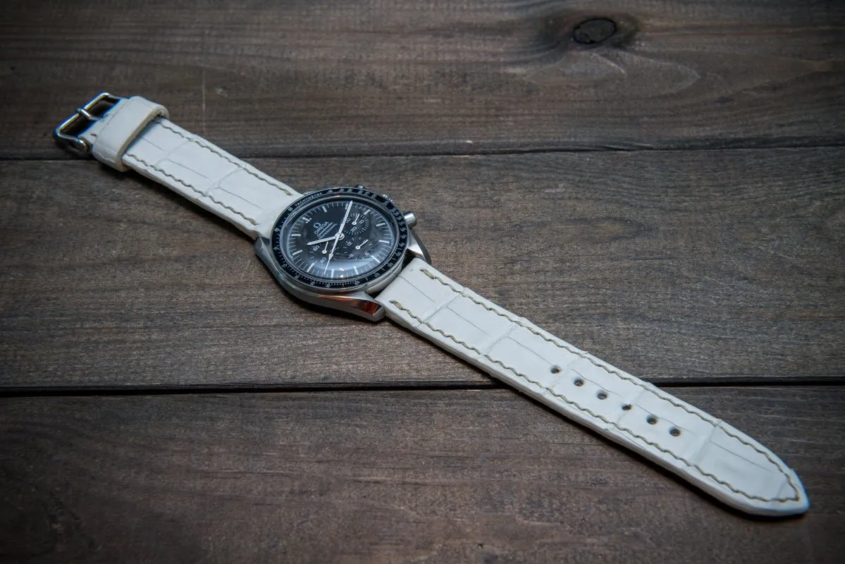 Alligator natural white, handmade in Finland
