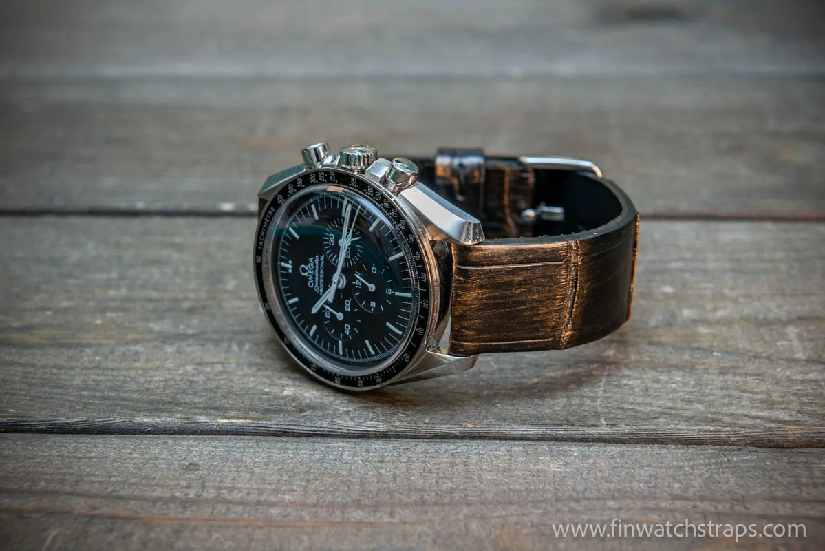 Alligator watch strap, French Croco, Bronze color, handmade in Finland, 10-26 mm. Limited edition.