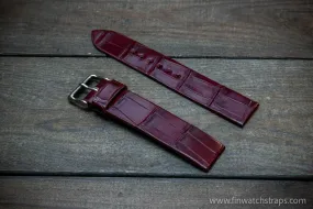 Alligator watch strap, French Croco, Burgundy, handmade in Finland, 10-26 mm. Alligator watch strap, French Croco, Burgundy, handmade in Finland, 10-26 mm.
