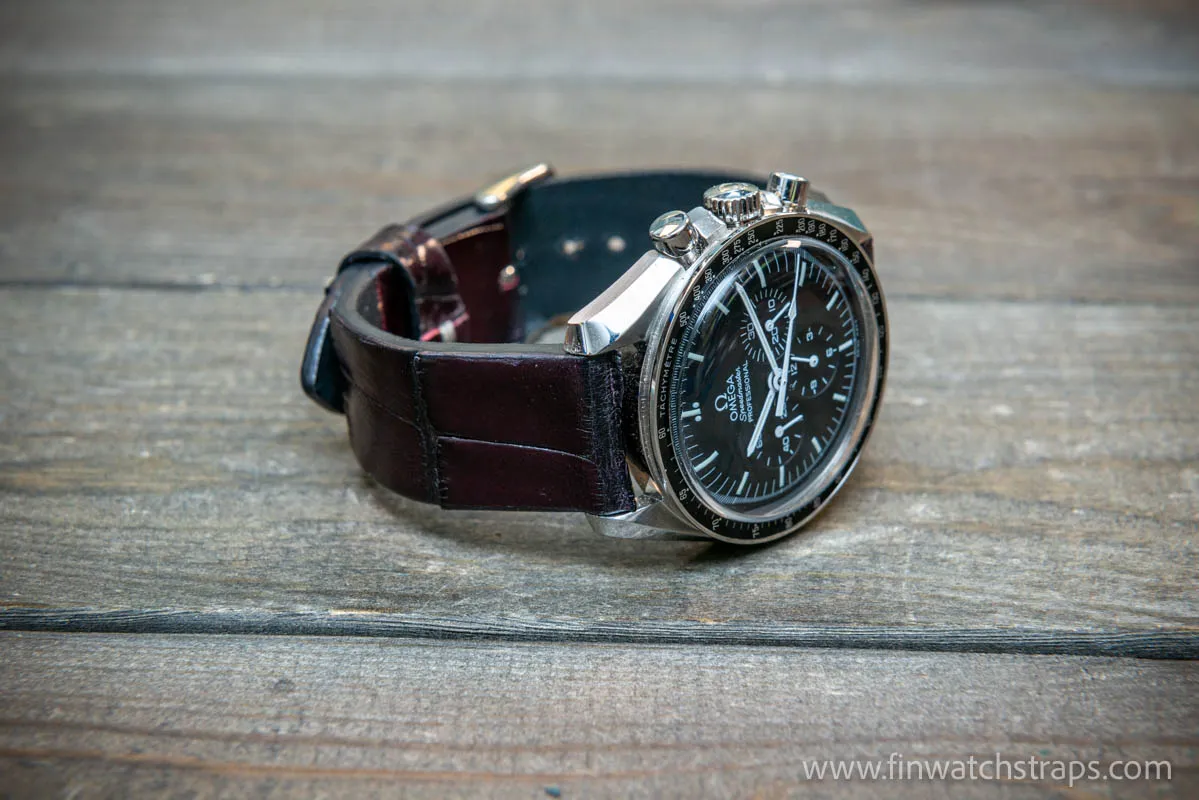 Alligator watch strap, Plum color,  handmade in Finland, 10-26 mm.