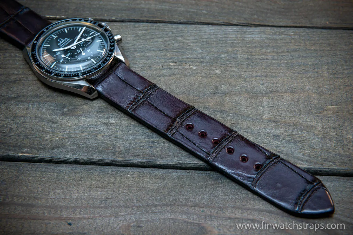 Alligator watch strap, Plum color,  handmade in Finland, 10-26 mm.