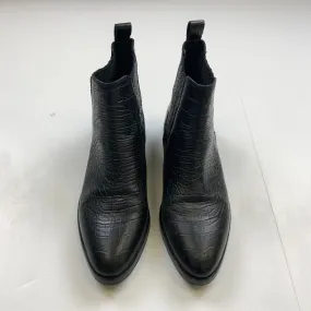 Boots Ankle Flats By Vince Camuto  Size: 7.5 Boots Ankle Flats By Vince Camuto  Size: 7.5
