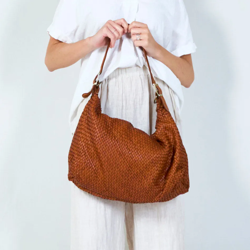 Diamond-pattern leather slouch bag wholesale