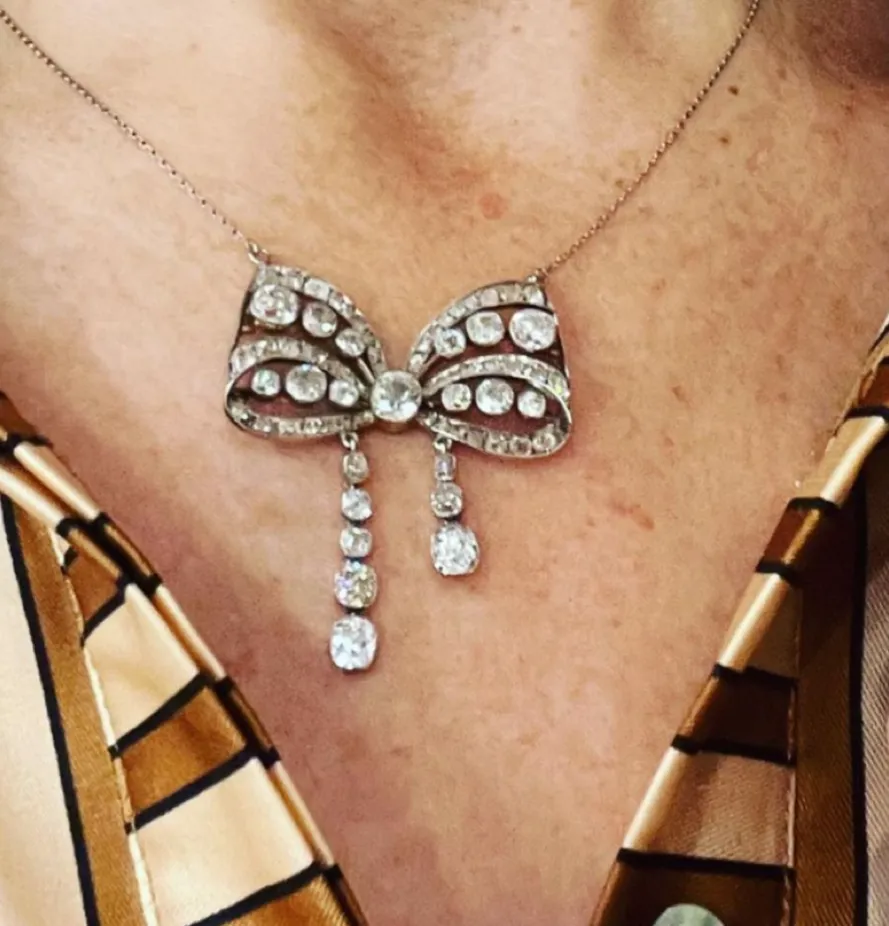 Edwardian 8.60ct Platinum Bow Necklace
