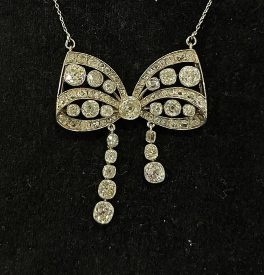 Edwardian 8.60ct Platinum Bow Necklace