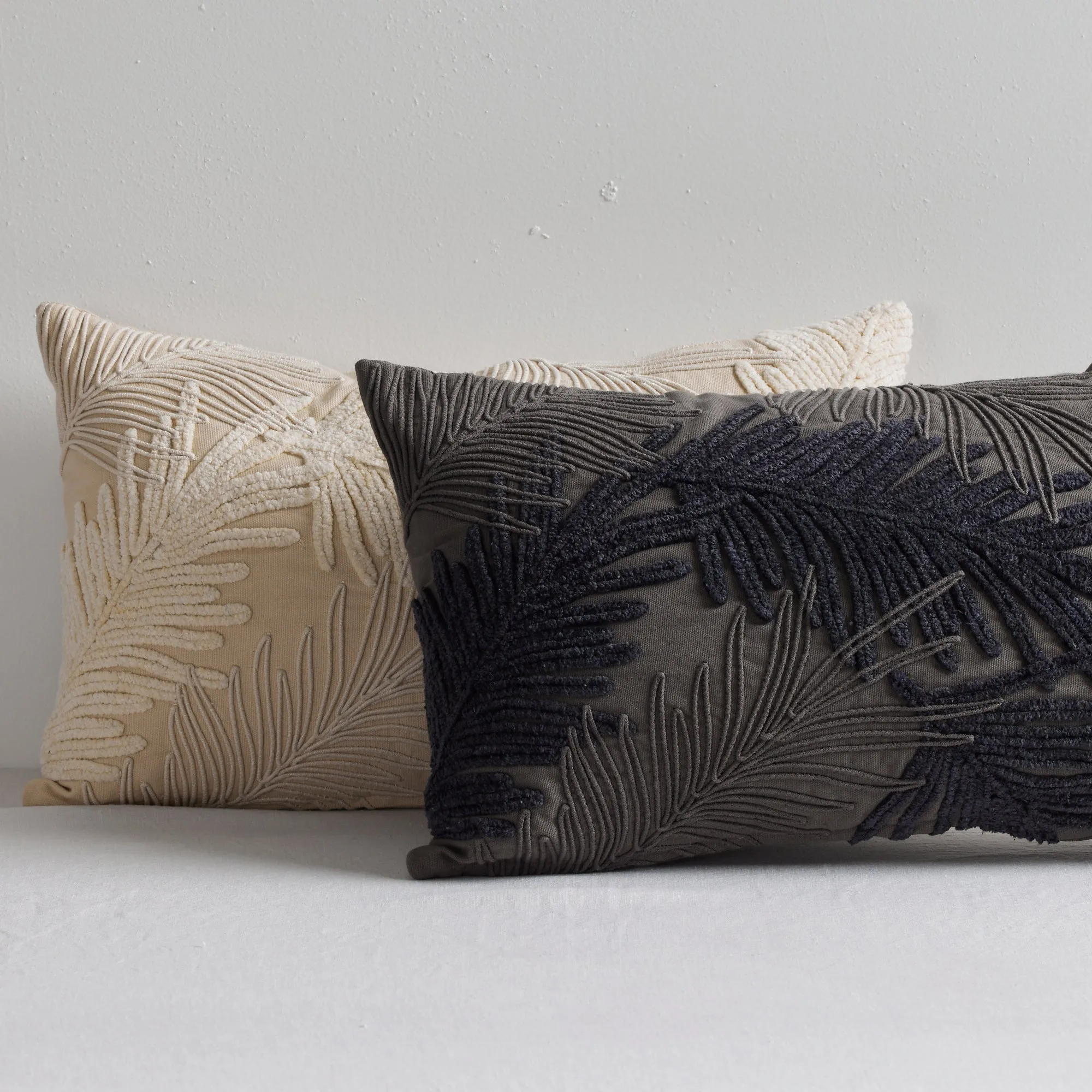 Fern Cushion - Beige - 30x50cm