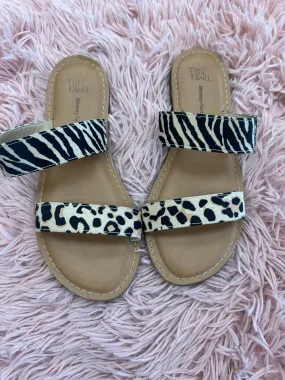 Sandals Flats By Time And Tru In Animal Print, Size: 6 Sandals Flats By Time And Tru In Animal Print, Size: 6