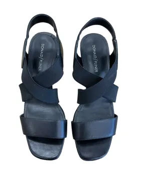 Sandals Heels Block By Donald Pliner  Size: 8.5 Sandals Heels Block By Donald Pliner  Size: 8.5