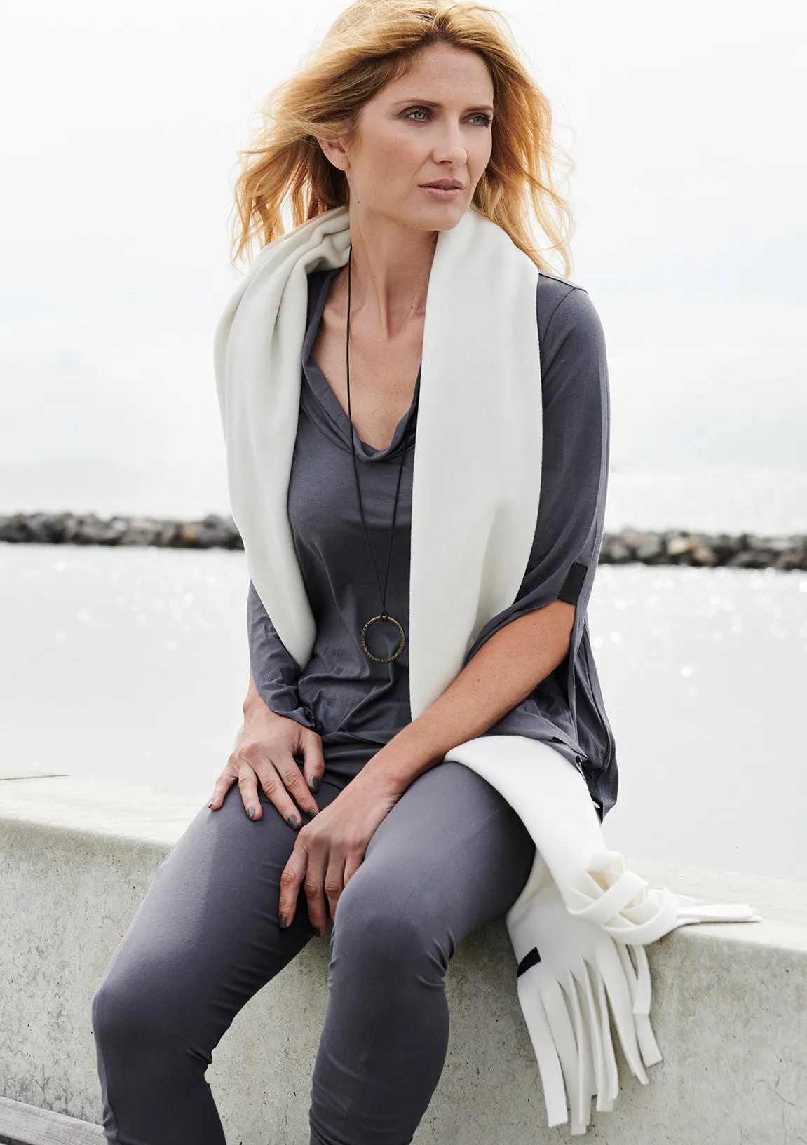 SCARF WITH FRINGES - 4077 - OFF WHITE
